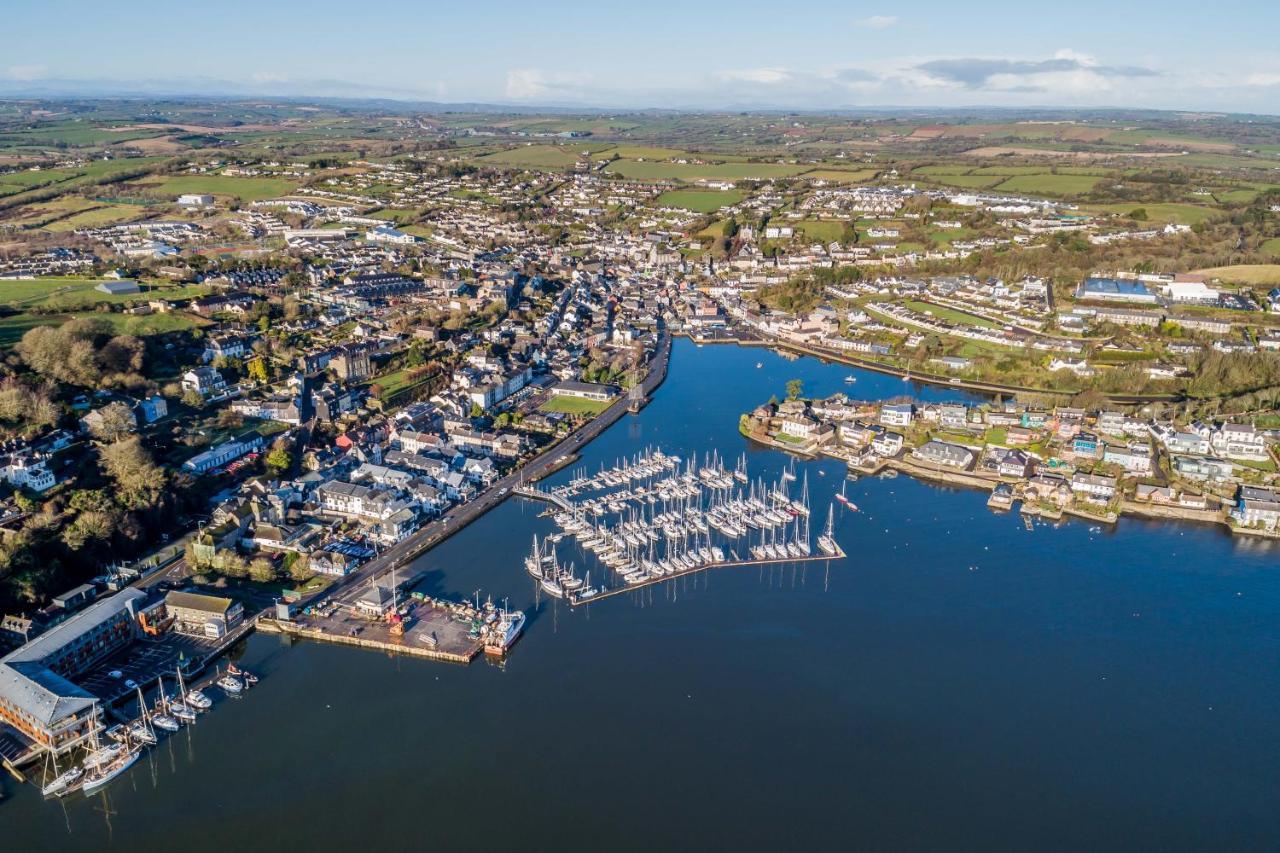 River Views,Kinsale, Hosted By Exquisite Holiday Homes, Sleeps 26 Cork Exterior photo